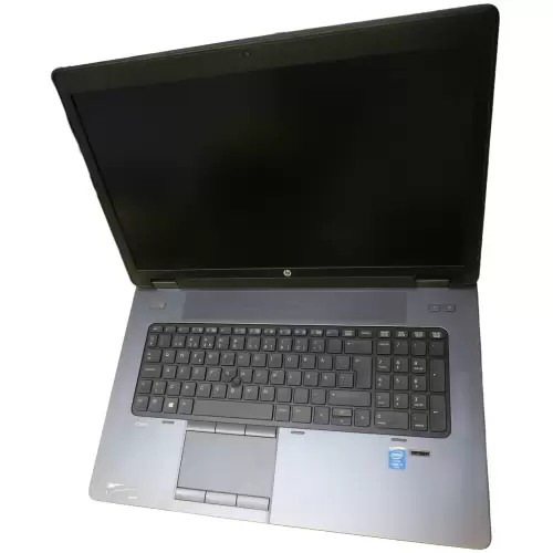 HP ZBook 17 i7-4800MQ/16/256/DVDRW/W17